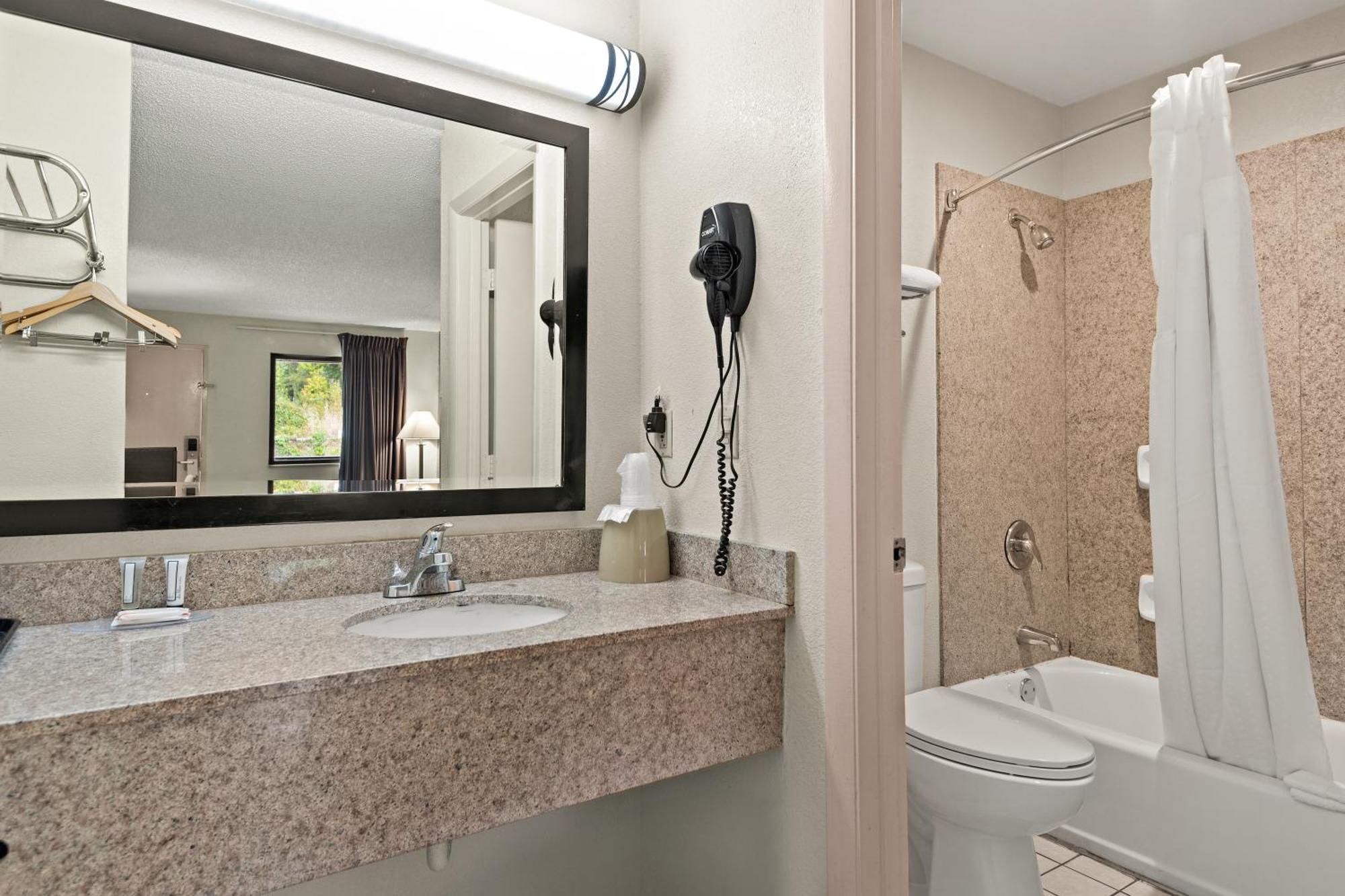 Americas Best Value Inn Laurel Kültér fotó